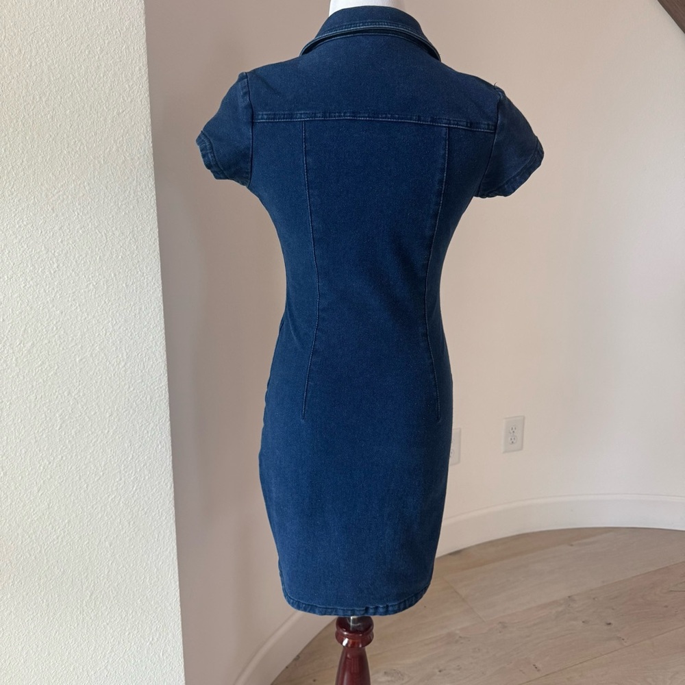 GUESS Denim Shirt Dress Small Cap Sleeve Button Front S/P - Picture 2 of 7